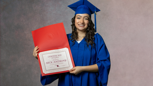 How Many Certificate Holders Should You Order for Graduation Season?