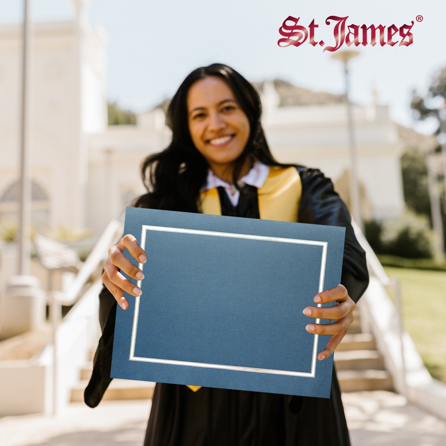 Porte-certificats/couvertures de documents/porte-diplômes St. James®, bleu marine, bordure en feuille d'argent, finition lin, paquet de 5, 83851